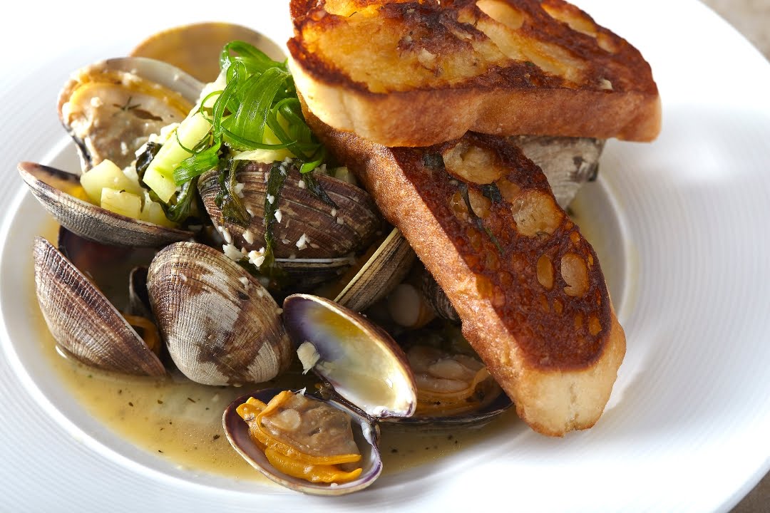 Blue Heron Kitchen and Bar by null