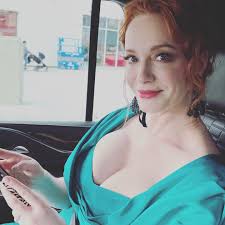 christina hendricks clevage |