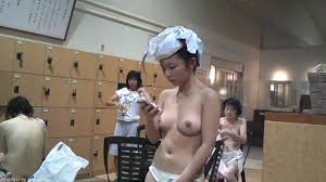 Qybeaftggaaaa u gpmuxeeq qsxy jpg x Bath voyeur japanese