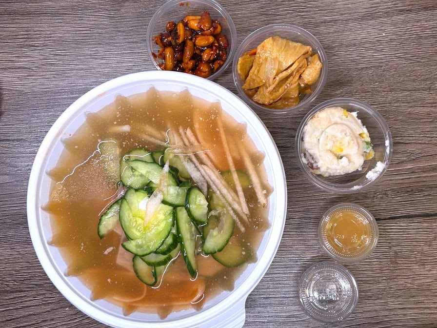 JINJU GOMTANG by null