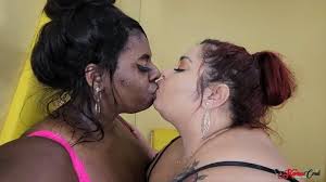 Chubby slutty lesbians jpg x Bbw lesbian videos
