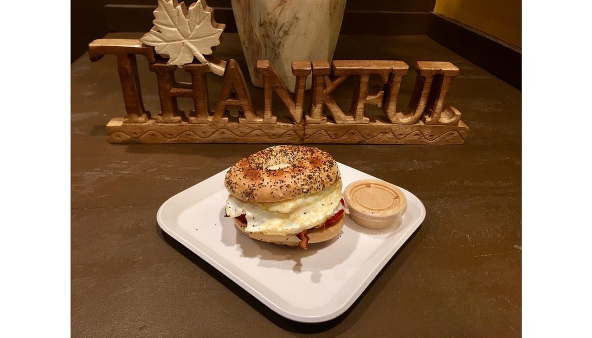 Grounder Café by null