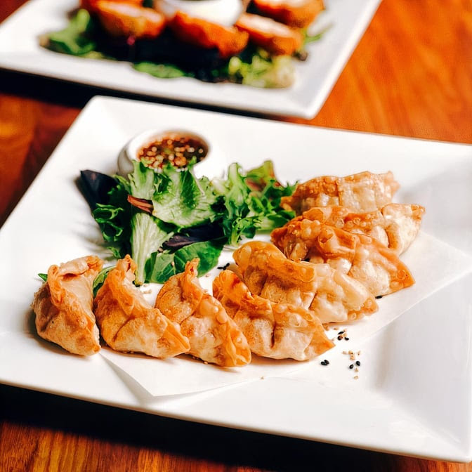 Maru Sushi & Grill by null