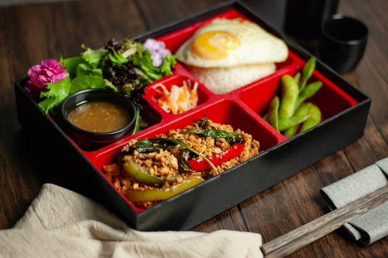 Saucy Oakland by null