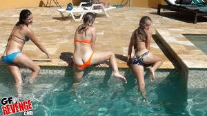 Way porn huge amateur poolside orgy jpg x Amateur teen pool group