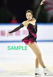 女子フィギュアスケート　エロ衣装|ボード「フィギュアスケート 女子」に最高のアイデア 290 件 | フィギュアスケート 女子, フィギュアスケート, 女子フィギュア