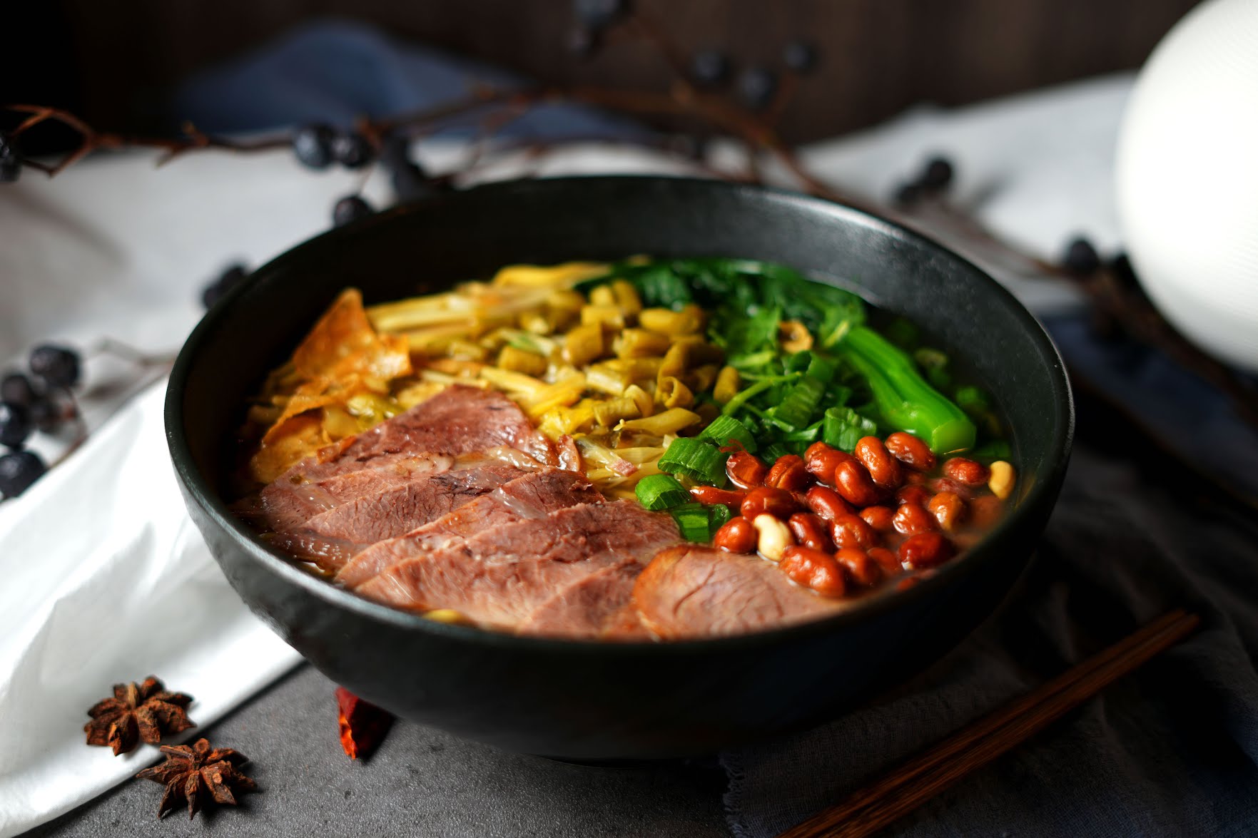 Qin West Noodle by null