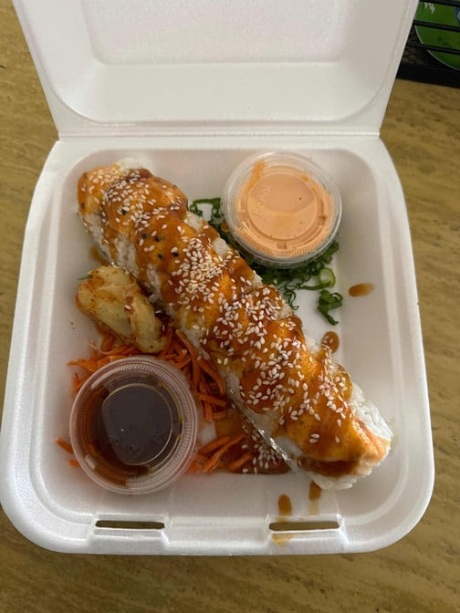 Luizon Mariscos y Sushi by null