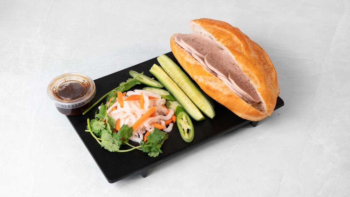 Banh Mi Hoa Phat by null