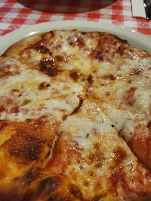 Vince's Italian Restaurant & Pizzeria by null