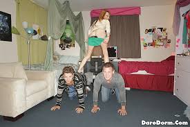 Yoyzybegndhgaaaa wu o otiqfxiy jpg x Teen dorm college party