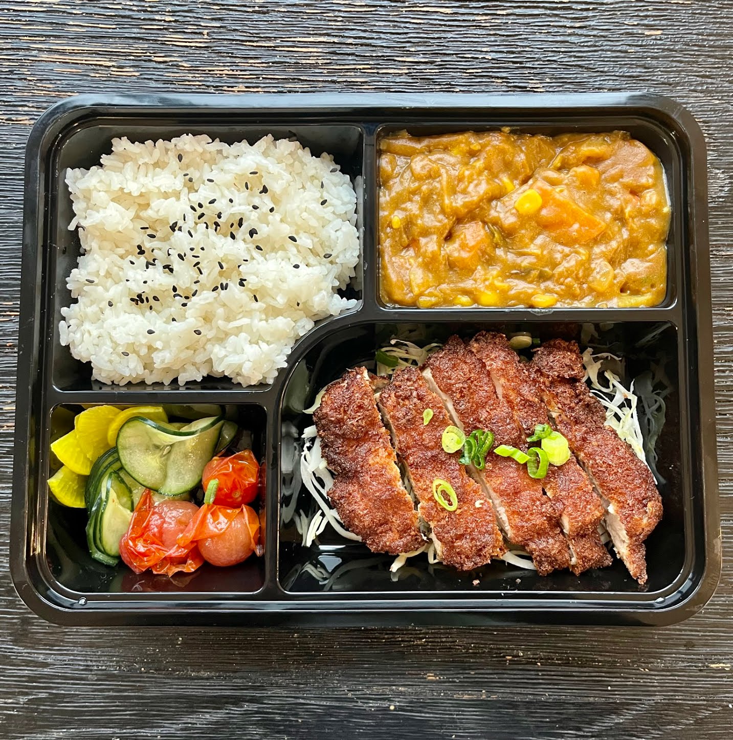 Morikawa Bento by null