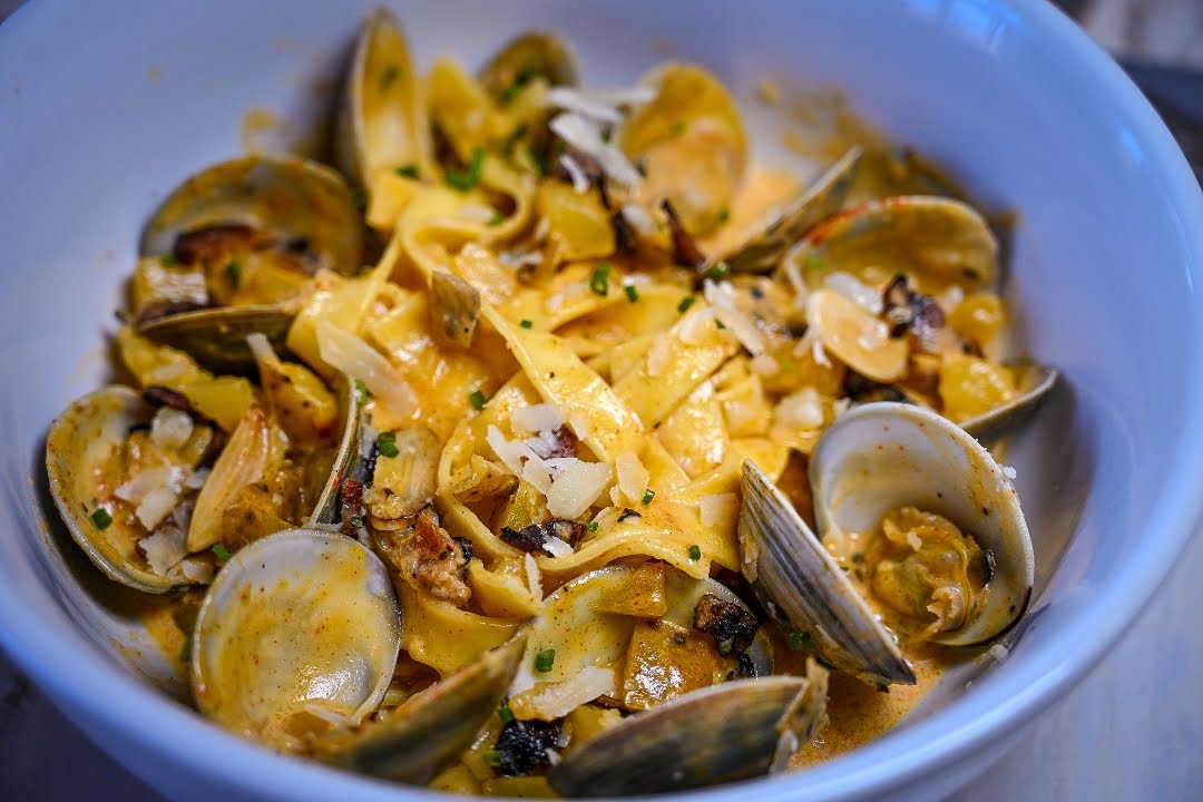 Pearl Restaurant and Ponche Tiki Bar by null