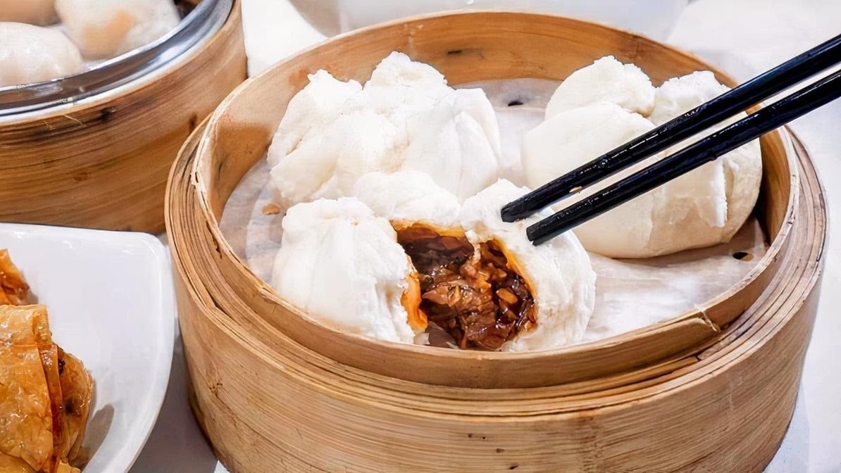 United Dumplings by null