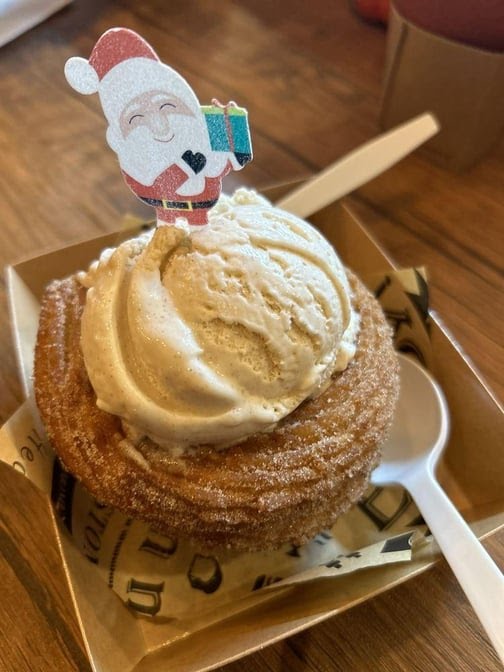 Con Sabor a Sinaloa: Sushi, Churros, Coffee & Ice Cream by null