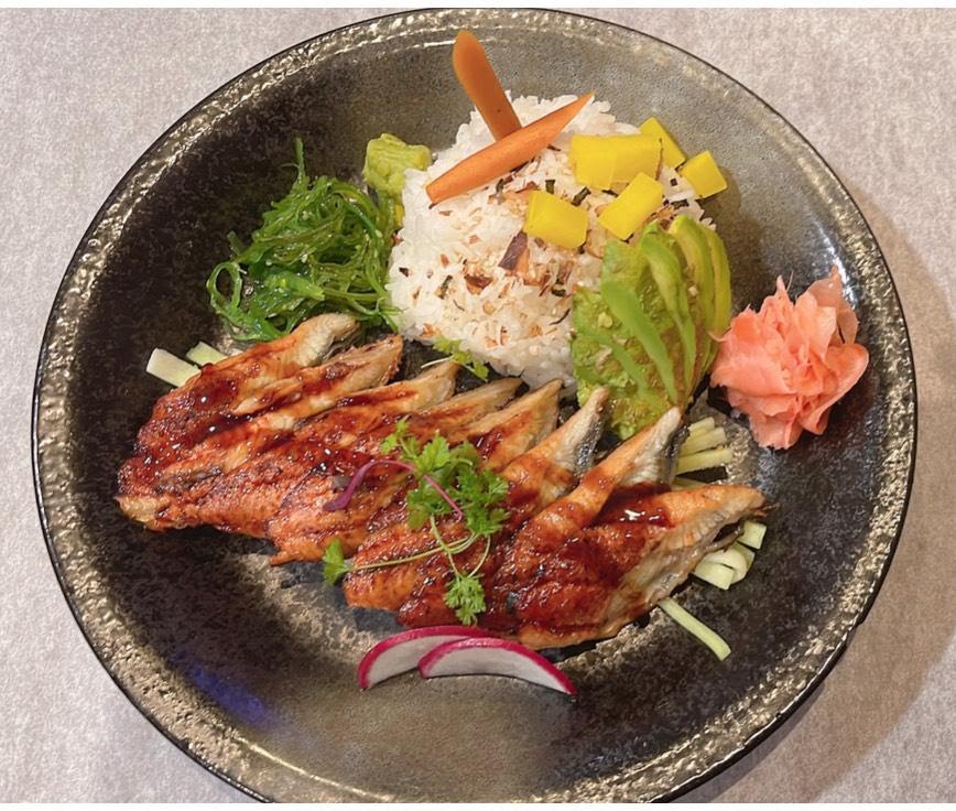 Maiko Sushi Lounge by null