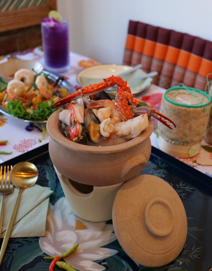 Tuk Tuk Thai Isan Street Food (Wicker Park) by null