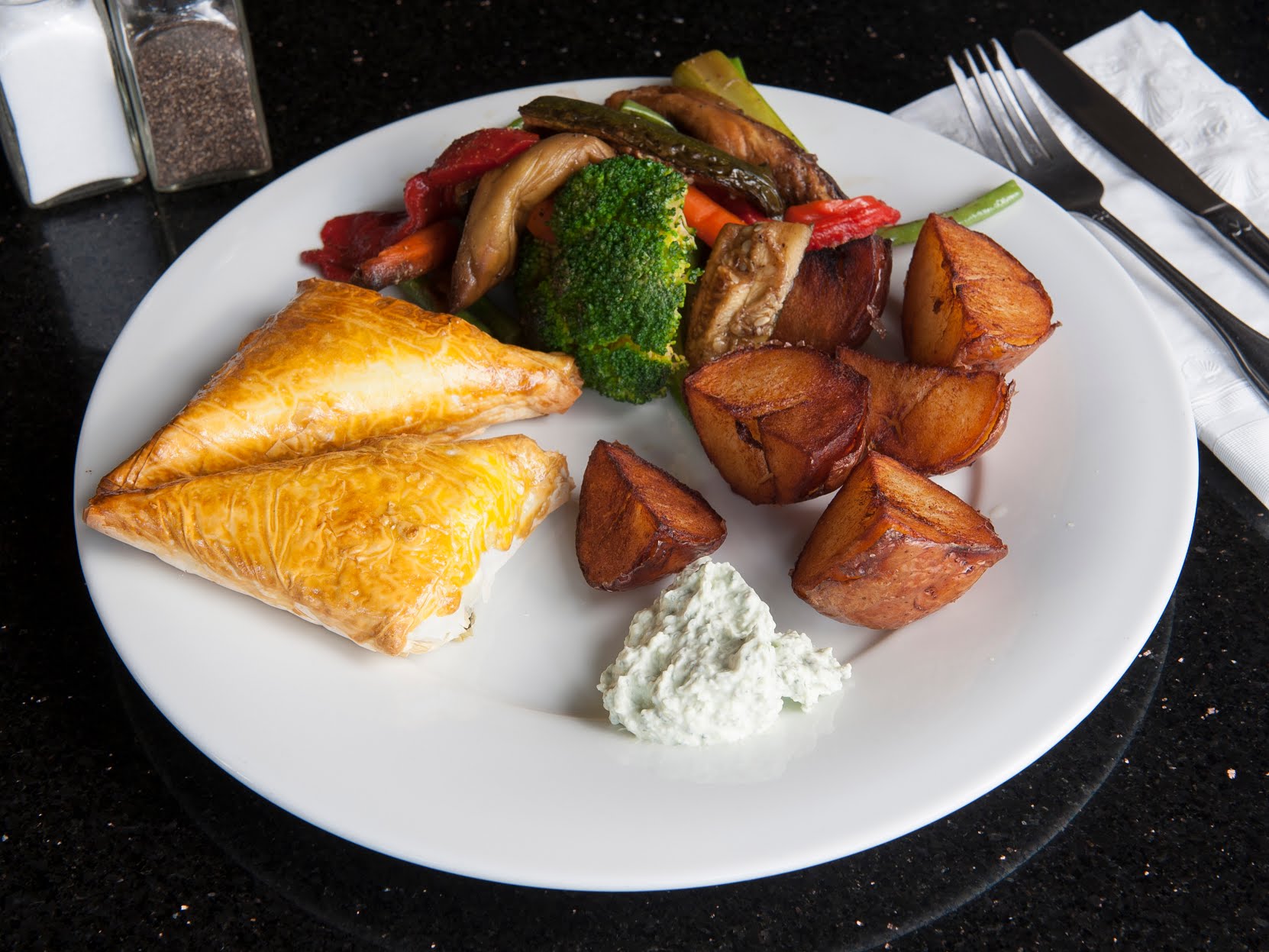 Nancy's Greek Cafe by null