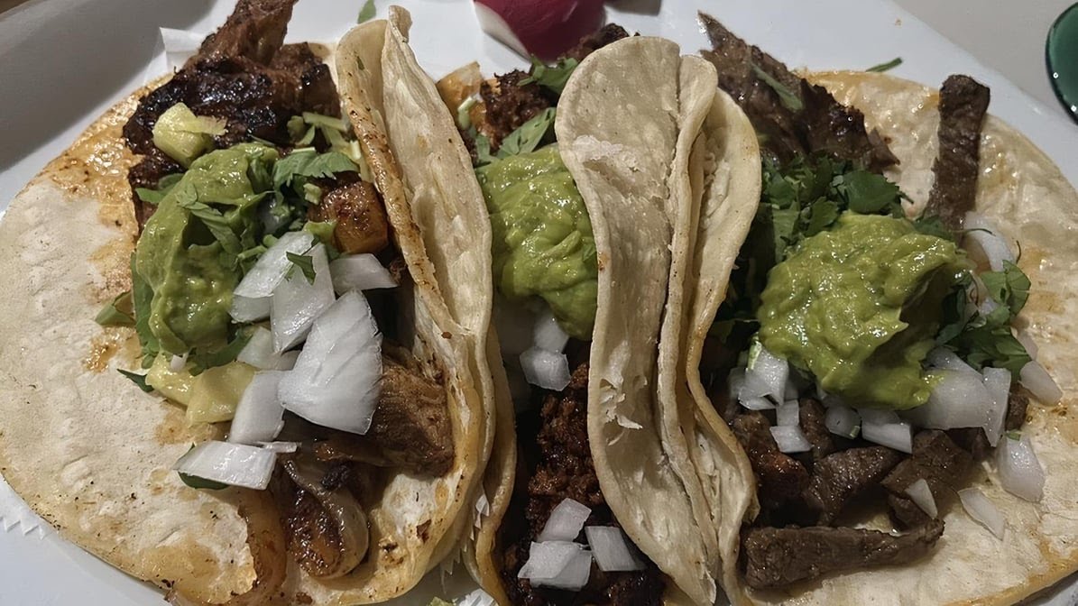 El Paso Taqueria by null