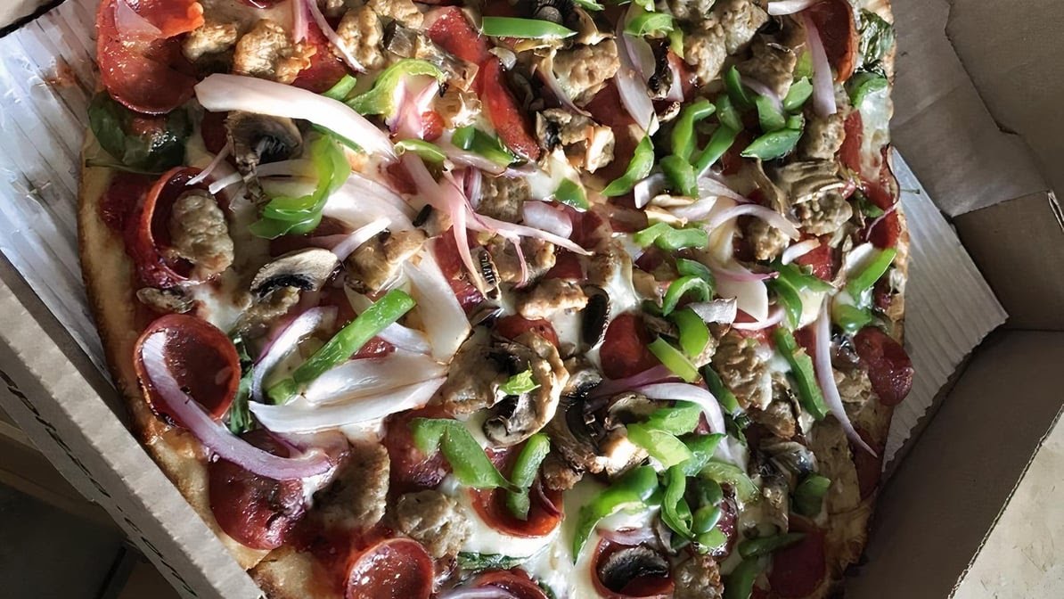 Martha's Pizza by null