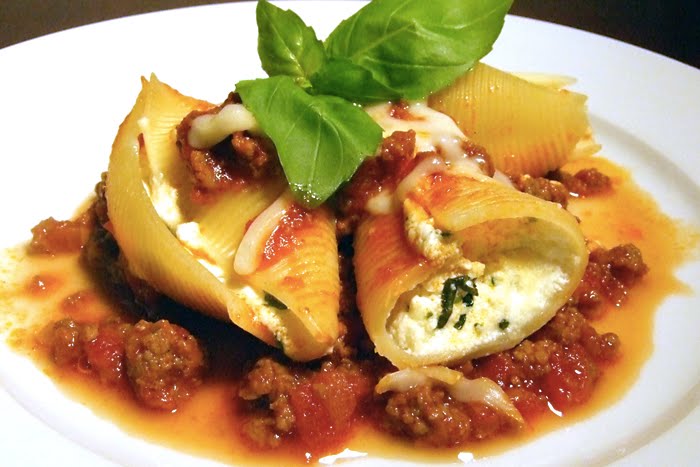 La Pequena Taste of Italy Pizzeria & Restaurant by null