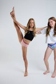 TWEEN GIRLS underwear|Hanes Girls' Big Hipster Underwear Pack, Seamless Comfort Tween Panties,  Assorted Colors, 6-Pack, Ivory, Beige, Grey, Black, X-Large : Amazon.co.uk:  Fashion