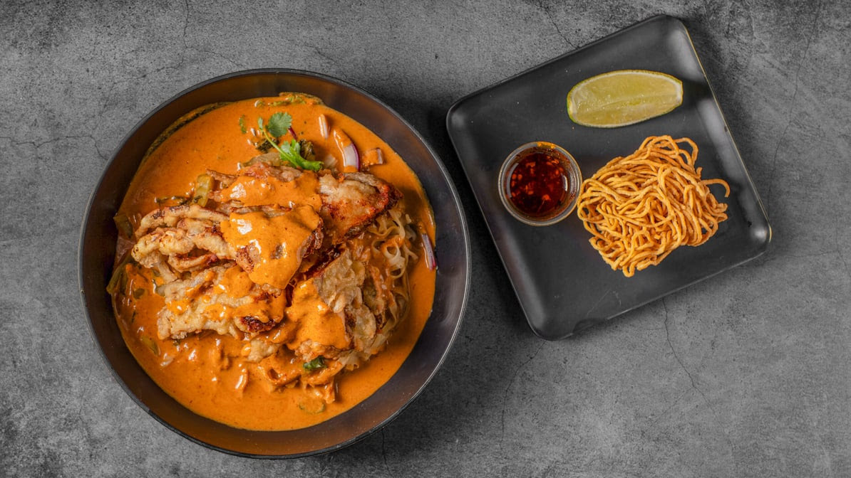 SAOHA KHAO SOI THAI CUISINE by null