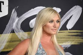Reads letter to hulk hogan jpg x Brooke hogan