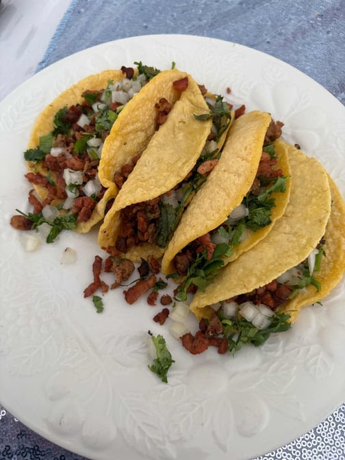 Sazón Latino & Catering by null