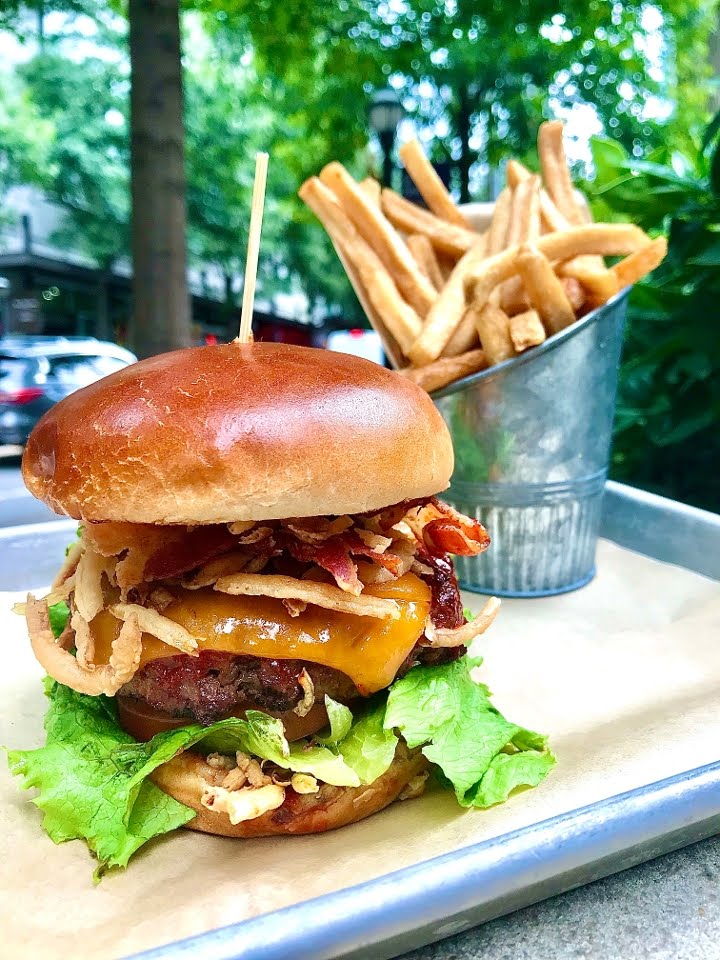 Hudson Grille by null