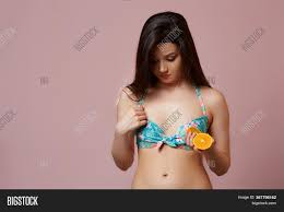 ||little tits|Swimwear guide for small breasts - Ysé Paris