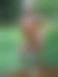 voyeur mature pussy|Mature.nl Beth (45) - See voyeur MILF Beth show off her hairy pussy at the  beach - 27 October 2022