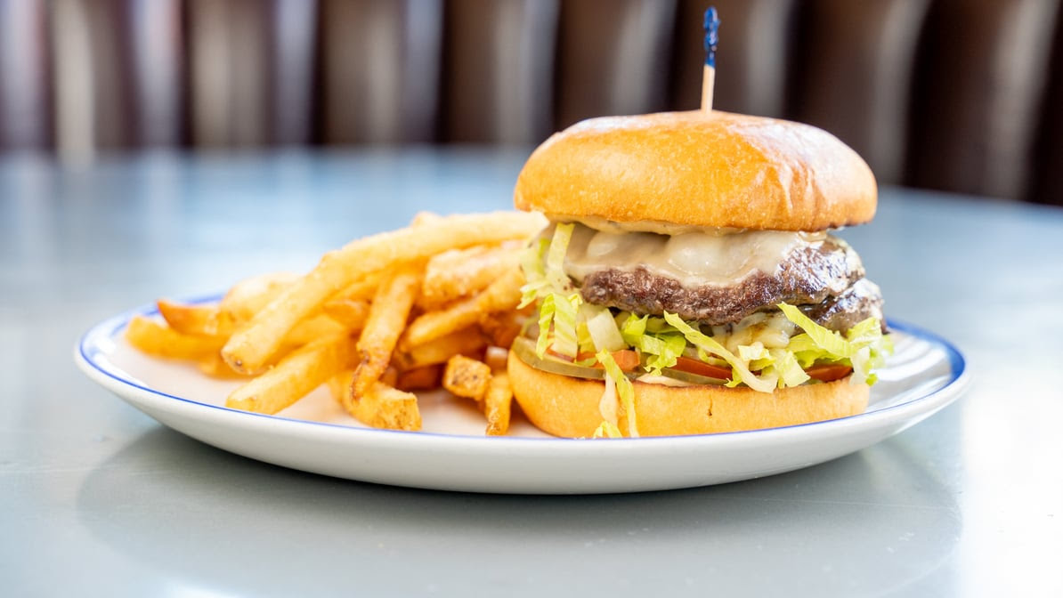 Swift Tavern - Wrigleyville by null