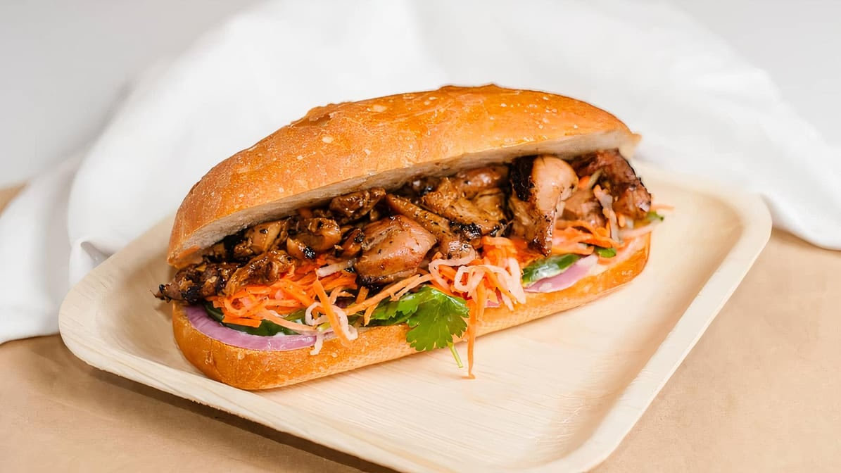 Little Green Cyclo by null