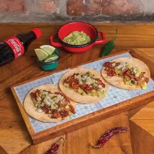 Cantina y Punto by null