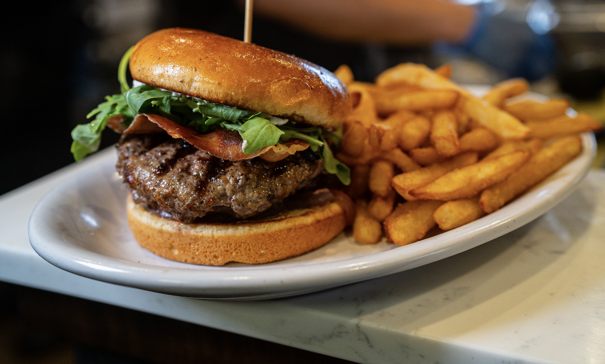 Salaryman Toco Hills by null