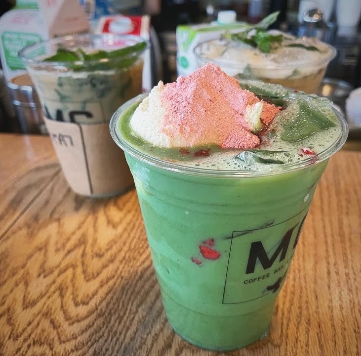 MillCross Coffee Bar & Kitchen / La Sabina Wine Bar by null