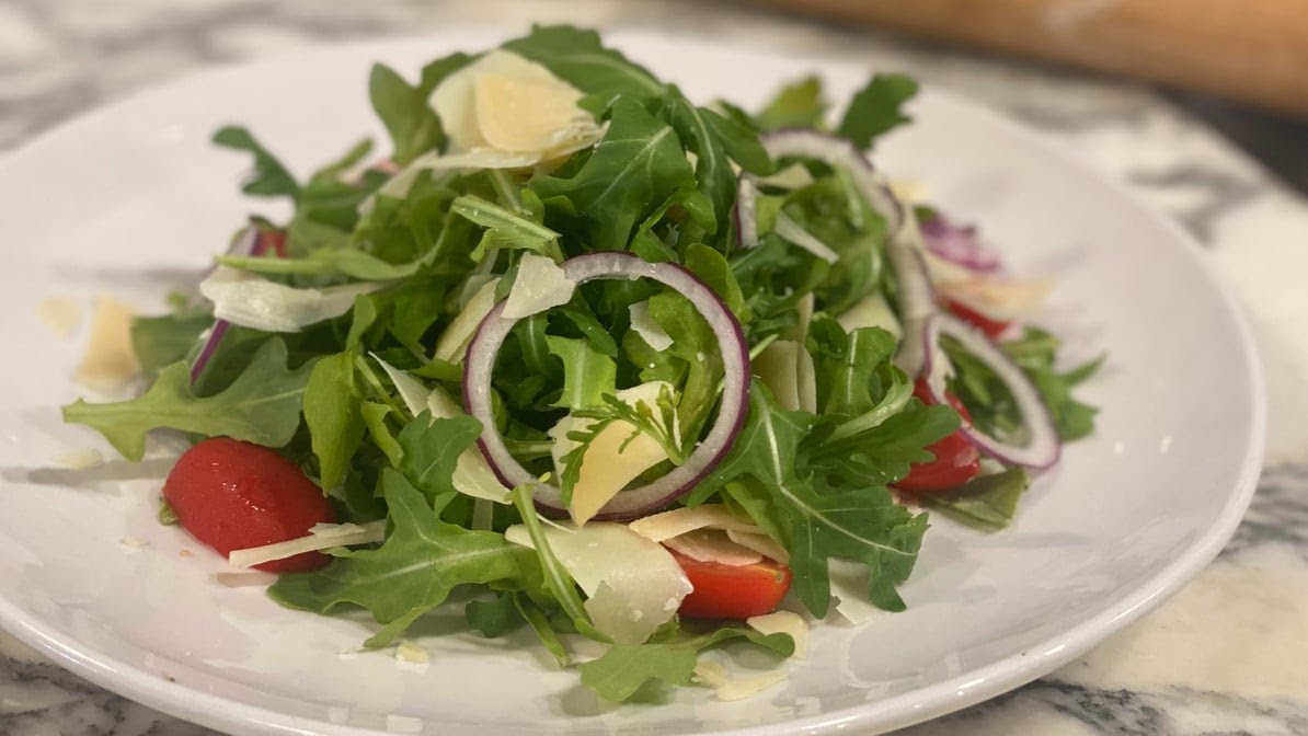 Vinnie's Pan Pizza by null