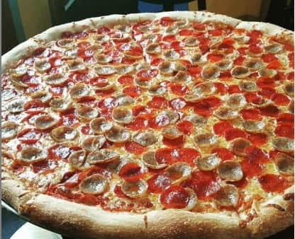 Benny Diforza's Pizza by null