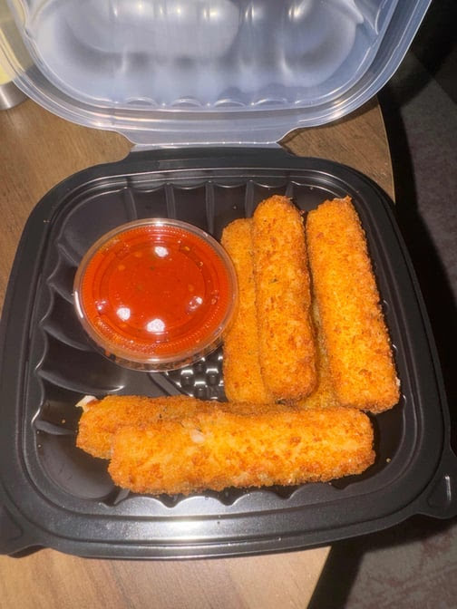 Pat's Pizza Plus by null