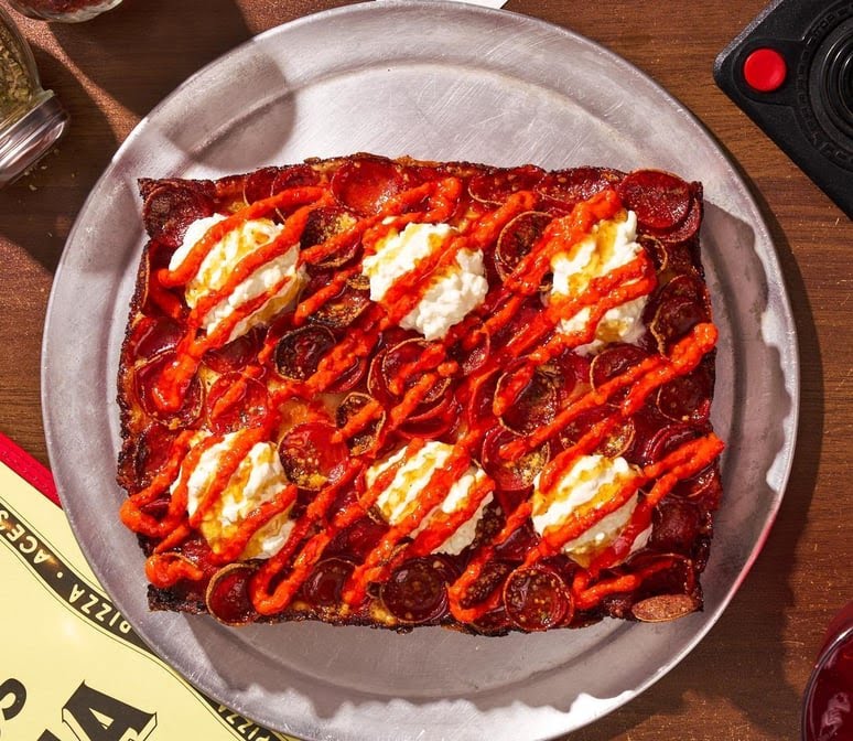 Ace's Pizza LIC by null