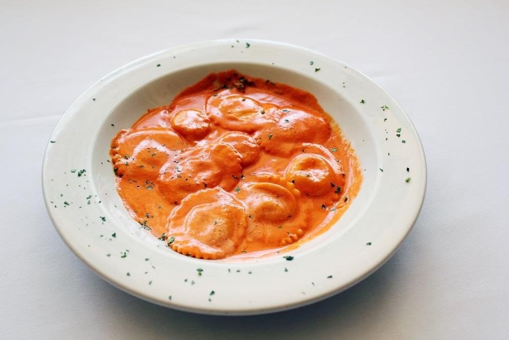 Al dente Trattoria by null