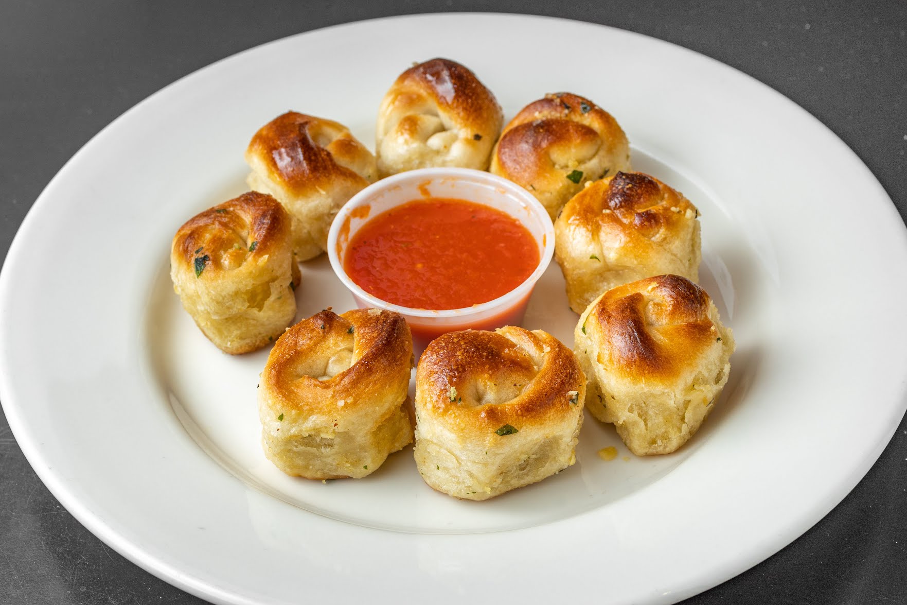 Avellino's Pizzeria & Catering by null