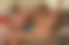 mother and daughter pussy|LisaMomXXX: Mom Or Daughter? Hairy Pussy Or Bald?