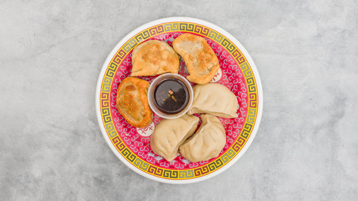 Calcutta Chinese Restaurant by null