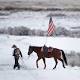 Sheriff tells Oregon standoff backers to stay out of arrest talks 