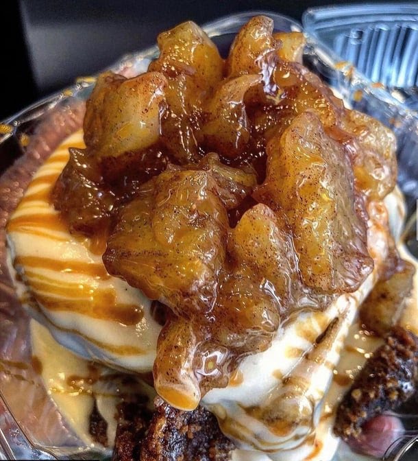 Sugar Vault Desserts & Bakery by null