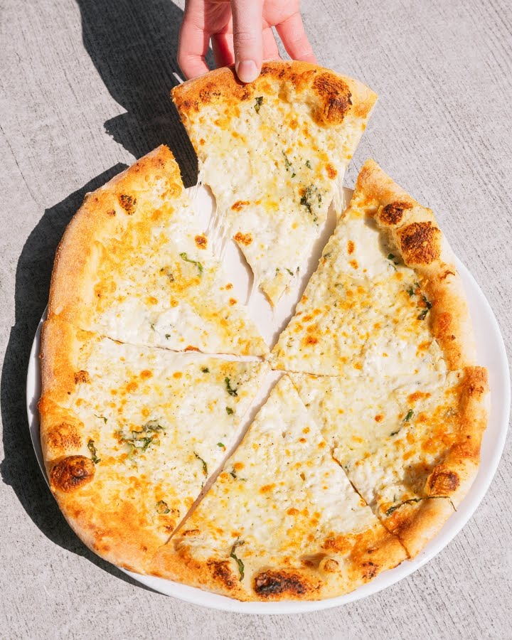 Napolese Pizzeria by null