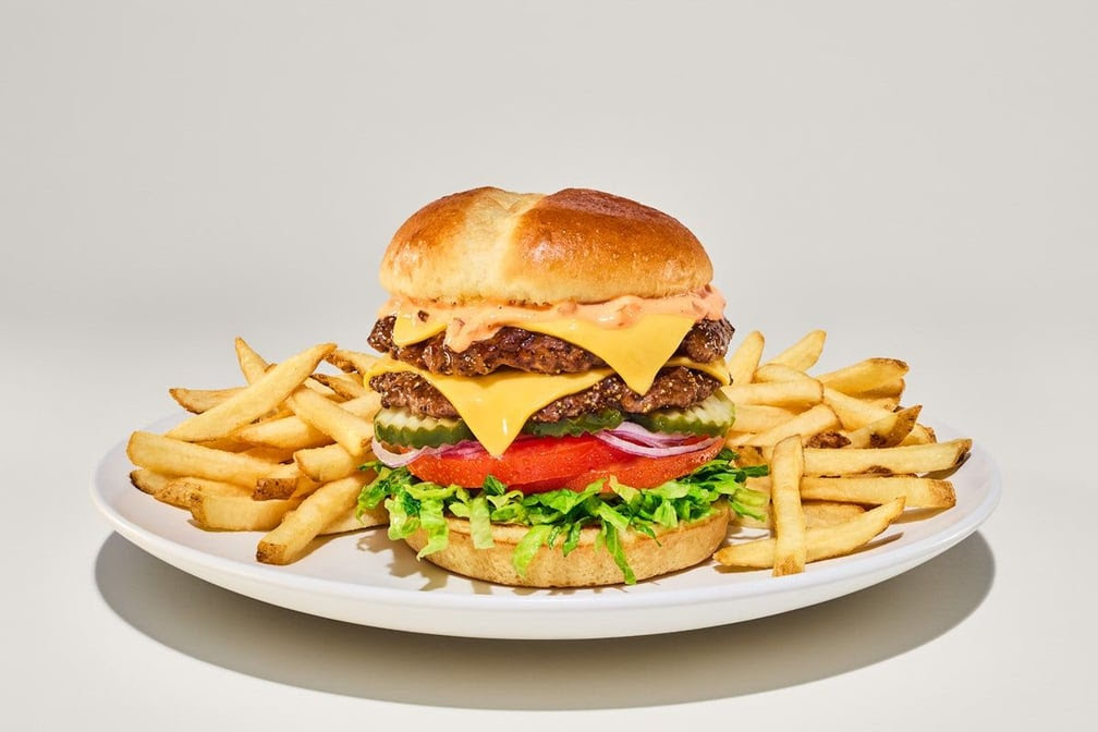 Main Event Plano by null