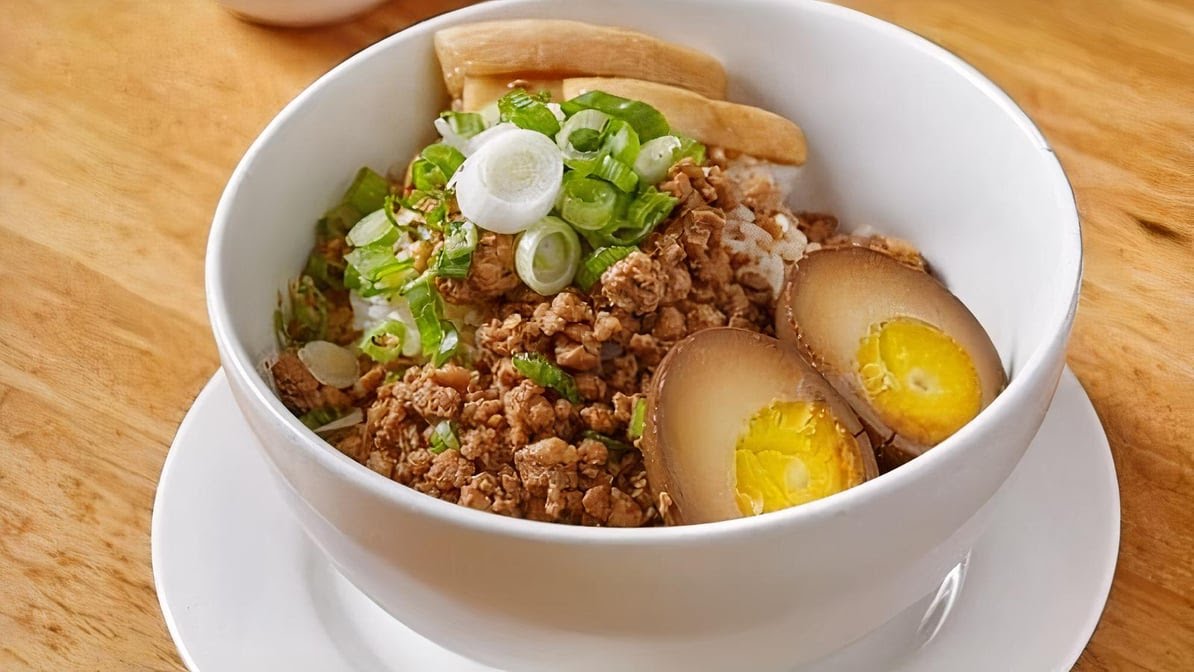 Pine and Crane Silverlake by null